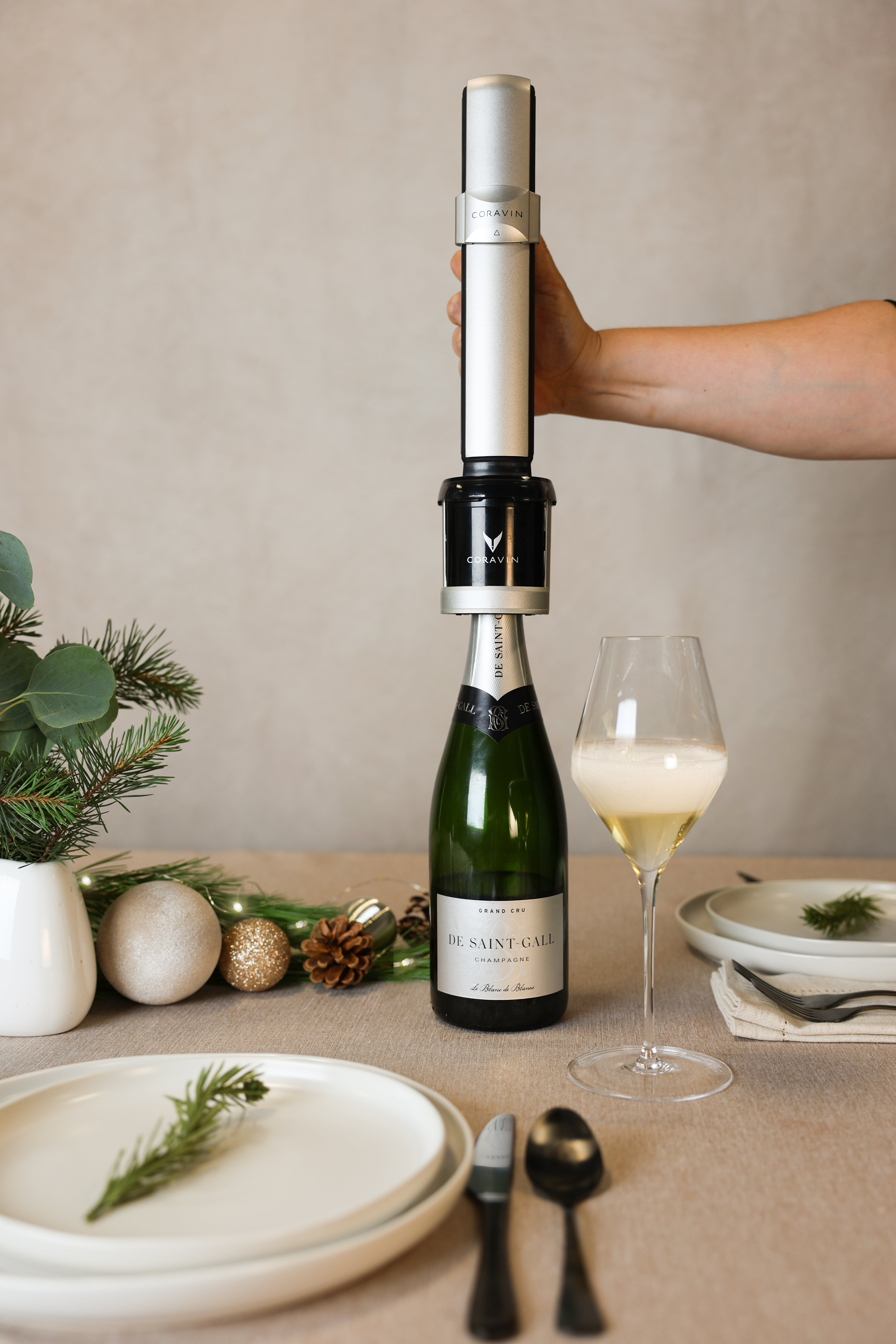 Gift the freedom to enjoy sparkling wine by-the-glass at home